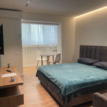 Downtown Studio Apartments Tirana Zewnętrze zdjęcie