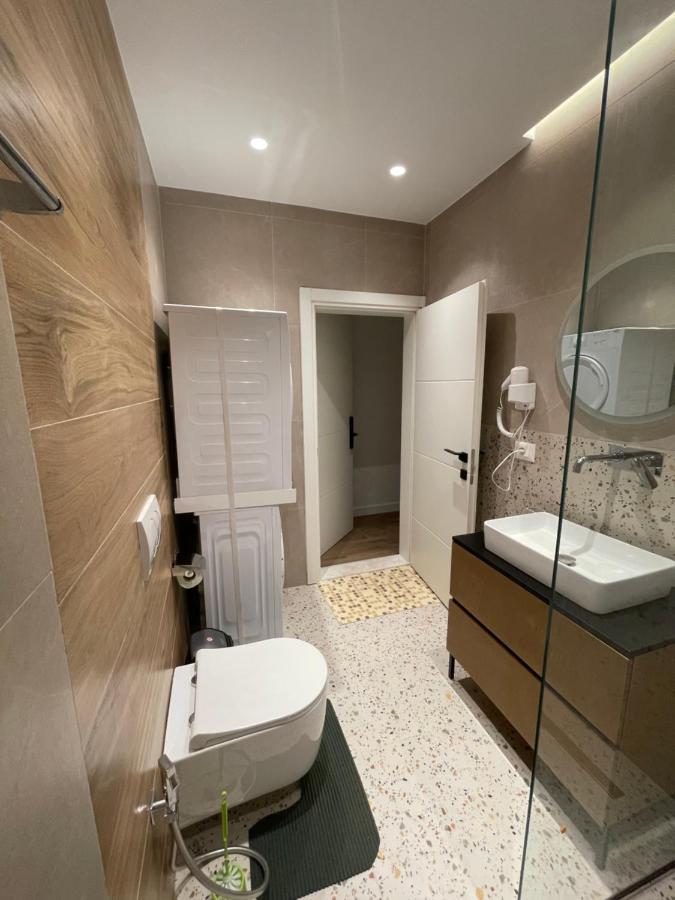 Downtown Studio Apartments Tirana Zewnętrze zdjęcie
