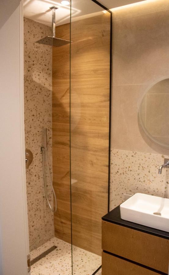 Downtown Studio Apartments Tirana Zewnętrze zdjęcie