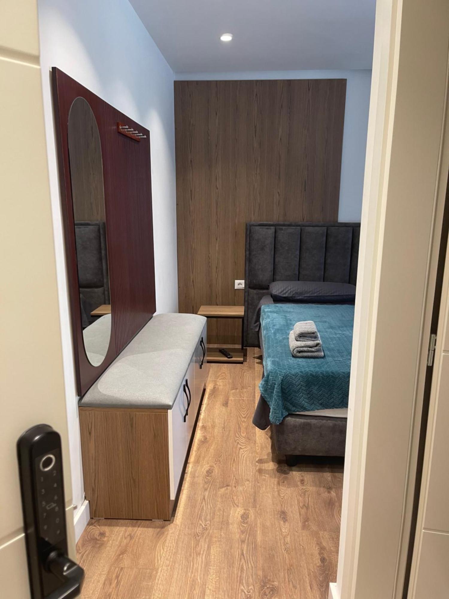 Downtown Studio Apartments Tirana Zewnętrze zdjęcie